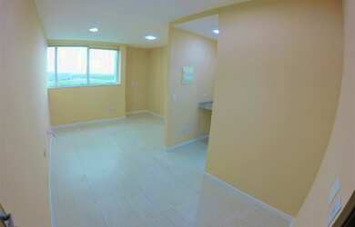 Imagem: O depósito possui 2 Vagas na garagem, 23m² de Área e está