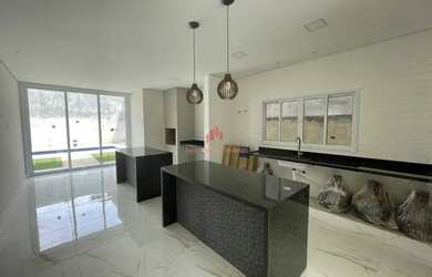 Imagem: A casa em condomínio possui 3 Dormitórios, 3 Banheiros, 2