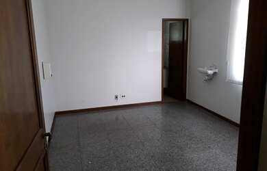 Imagem: O depósito possui 48m² de Área e está localizado em Santa