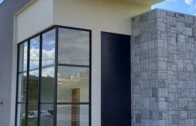 Imagem: A casa em condomínio possui 3 Dormitórios, 2 Banheiros, 2