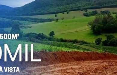 Imagem: O terreno possui 500m² de Área e está localizado em Centro