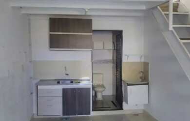 Imagem: A casa possui 1 Dormitório, 1 Banheiro e está localizado