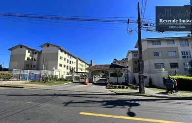 Imagem: O apartamento possui 3 Dormitórios, 1 Banheiro, 1 Vaga na garagem