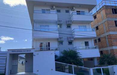 Imagem: O apartamento e possui 3 Dormitórios, Suítes, 1 Banheiro