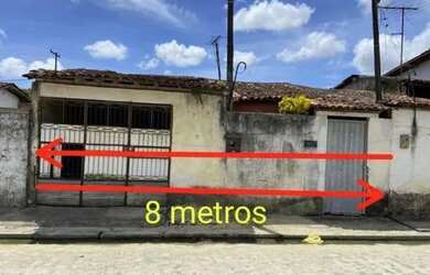 Imagem: A casa está localizado em Cidade Universitária, Maceió à