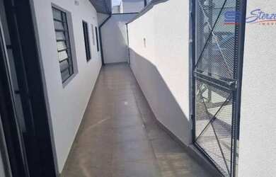 Imagem: O depósito possui 5 Vagas na garagem, 300m² de Área e está