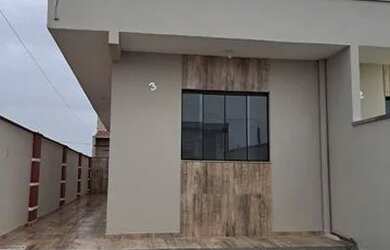 Imagem: A casa possui 2 Dormitórios, 1 Banheiro, 1 Vaga na garagem