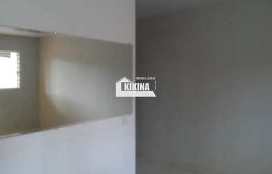 Imagem: A casa possui 3 Dormitórios, 1 Banheiro, 1 Vaga na garagem