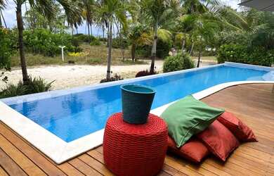 Imagem: A casa possui 5 Dormitórios, 5 Banheiros, 4 Vagas na garagem