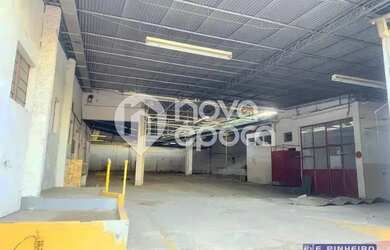 Imagem: O depósito possui 5 Vagas na garagem, 1.026m² de Área e