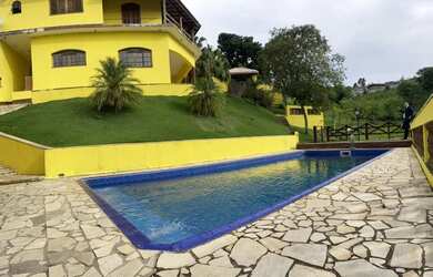 Imagem: A chácara possui 577m² de Área e está localizado em Piracaia