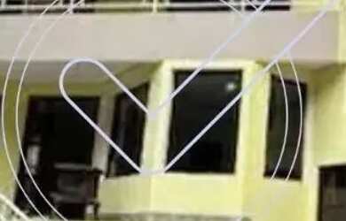 Imagem: A casa em condomínio possui 4 Dormitórios, 4 Banheiros, 3