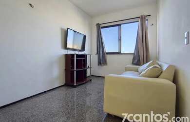 Imagem: O apartamento possui 2 Dormitórios, 1 Banheiro, 2 Vagas na