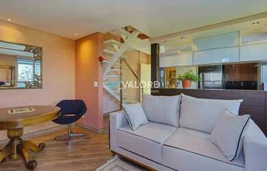 Imagem: O apartamento possui 1 Dormitório, 1 Banheiro, 2 Vagas na garagem