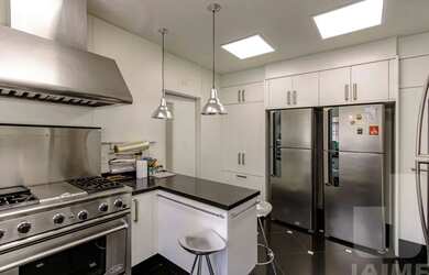 Imagem 11: Apartamento alto padrão, com vista livre para o verde em prédio com...