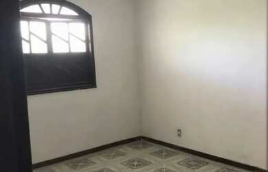 Imagem 7: Casa para aluguel possui 200 metros quadrados com 3 quartos em Monte Serrat...