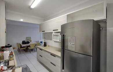 Imagem 11: Apartamento mobiliado com varanda na Praia da Enseada, Guaruja