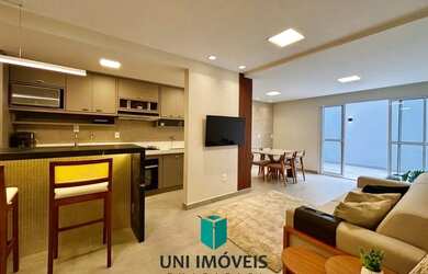 Imagem: O apartamento possui 2 Dormitórios, 1 Banheiro, 2 Vagas na