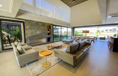 Imagem 6: Casa beira lago mobiliada com 5 suítes à venda - Condomínio Enseada...