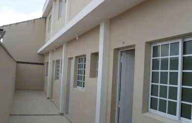 Imagem: A casa possui 1 Dormitório, 1 Banheiro, 35m² de Área e está