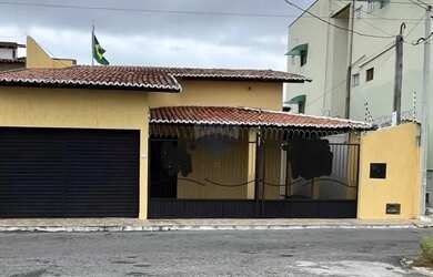 Imagem: Venda de Casa Reformada em nova parnamirim com 3 Quartos, Quintal