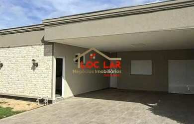 Imagem: A casa em condomínio possui 3 Dormitórios, 1 Banheiro, 2 Vagas