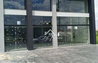 Imagem: O depósito possui 4 Vagas na garagem, 357m² de Área e está