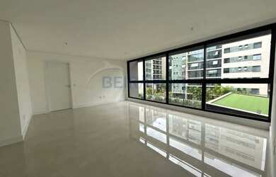 Imagem: O apartamento possui 4 Dormitórios, 5 Banheiros, 2 Vagas na