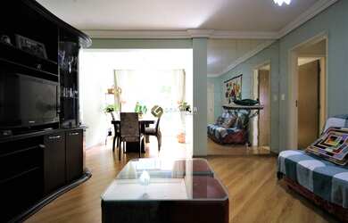 Imagem: O apartamento possui 3 Dormitórios, 2 Banheiros, 1 Vaga na