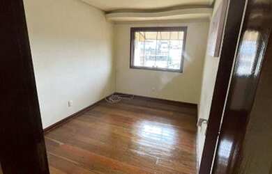 Imagem 14: Casa com 5 dormitórios à venda, 260 m² por R$ 650.000,00 - Centro - Conselheiro Lafaiete/M