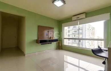 Imagem 1: Apartamento para Venda - 52m², 1 dormitório, Centro Histórico