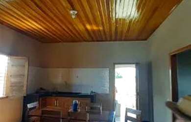 Imagem: A casa possui 2 Dormitórios, 1 Banheiro, 91m² de Área e