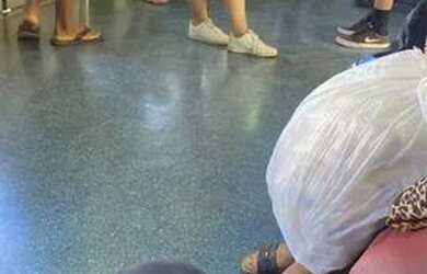 Imagem: A casa possui 1 Dormitório, 1 Banheiro e está localizado