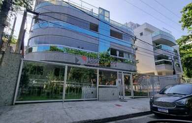 Imagem: O apartamento na cobertura possui 3 Dormitórios, 5 Banheiros