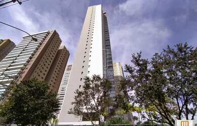 Imagem: O apartamento possui 4 Dormitórios, 5 Banheiros, 5 Vagas na