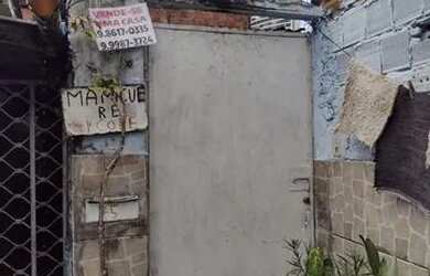 Imagem: A casa possui 3 Dormitórios e 2 Banheiros e está localizado