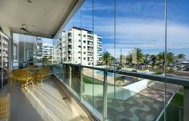 Imagem: O apartamento possui 4 Dormitórios, 5 Banheiros, 3 Vagas na