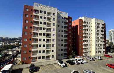 Imagem: O apartamento possui 2 Dormitórios, 1 Banheiro, 1 Vaga na garagem