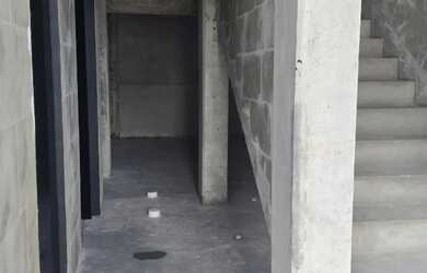 Imagem 7: Locação Comercial - Sala com 2 pisos e 201m² e 2 banheiros - Balneário...