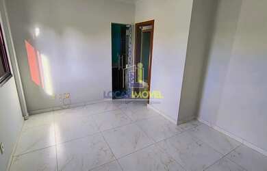 Imagem 7: Apto no Candeias de 2/4 sendo uma suíte próximo da Av. Olivia Flores