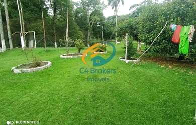 Imagem 9: Chácara em Arujá. Piscina, Churrasqueirae80m² de Área