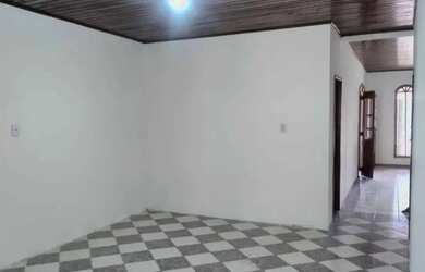 Imagem 2: Casa bem localizada no conjunto Satélite