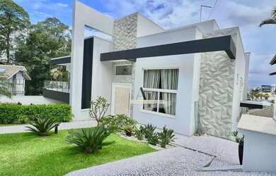 Imagem: A casa em condomínio possui 4 Dormitórios, 5 Banheiros, 5