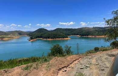 Imagem 7: Terreno com Vista e Acesso