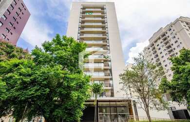 Imagem: O apartamento possui 1 Dormitório, 1 Banheiro, 1 Vaga na garagem