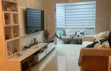 Imagem: O apartamento possui 3 Dormitórios, 2 Banheiros, 1 Vaga na