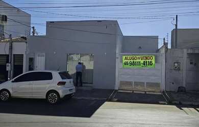 Imagem: A casa possui 3 Dormitórios, 2 Banheiros, 100m² de Área e