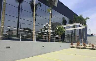 Imagem: O depósito possui 1 Vaga na garagem, 54m² de Área e está