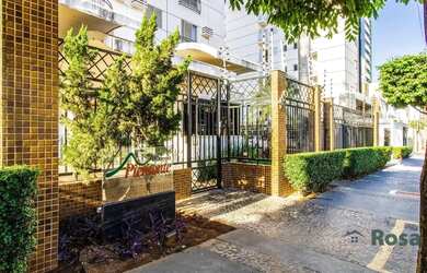 Imagem: O apartamento possui 3 Dormitórios, 1 Banheiro, 2 Vagas na