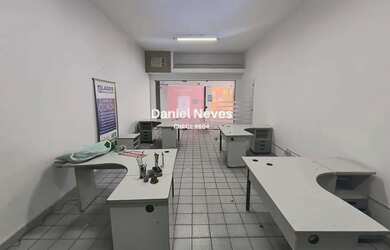 Imagem: O depósito possui 40m² de Área e está localizado em Centro